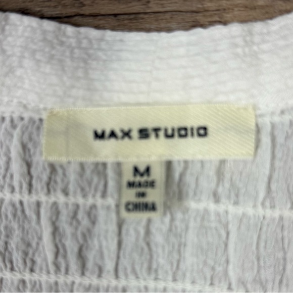 Max Studio White Blouse with Tie Detail - Picture 2 of 7